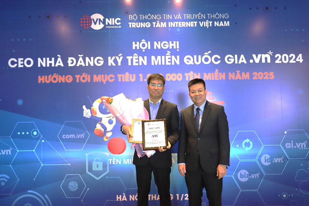 Hội nghị CEO các Nhà đăng ký tên miền quốc gia “.vn” năm 2024: nhìn lại và phát triển! 1