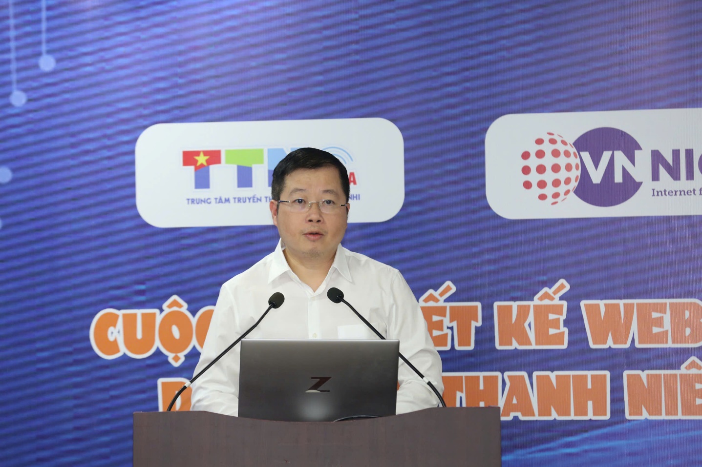 TinoHost tham gia phát động Chương trình Hiện diện trực tuyến an toàn, tin cậy với tên miền quốc gia “.vn” cho thanh niên Việt Nam và các cuộc thi thiết kế website với tên miền quốc gia “.vn” dành cho thanh niên Việt Nam trên toàn quốc 2 TinoHost tham gia phát động Chương trình Hiện diện trực tuyến an toàn, tin cậy với tên miền quốc gia “.vn” cho thanh niên Việt Nam và các cuộc thi thiết kế website với tên miền quốc gia “.vn” dành cho thanh niên Việt Nam trên toàn quốc 1