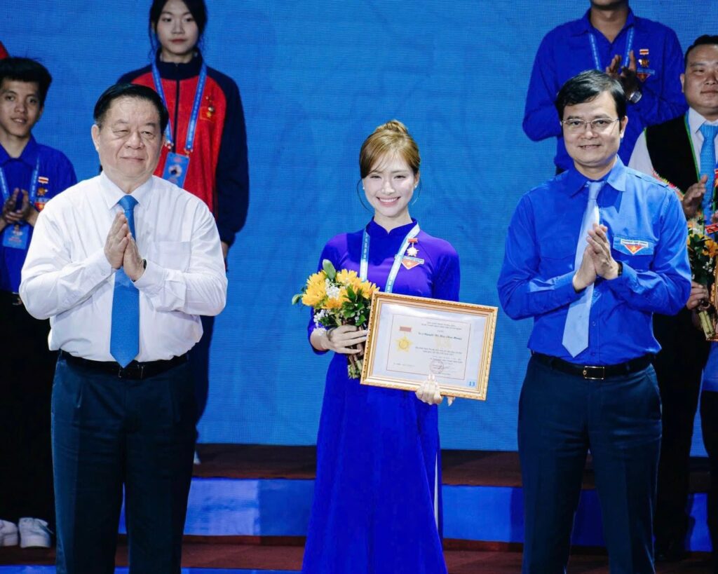 Tino Group đồng hành cùng Đại hội Thanh niên tiên tiến làm theo lời Bác toàn quốc lần thứ VIII, năm 2025 2 Tino Group đồng hành cùng Đại hội Thanh niên tiên tiến làm theo lời Bác toàn quốc lần thứ VIII, năm 2025 2