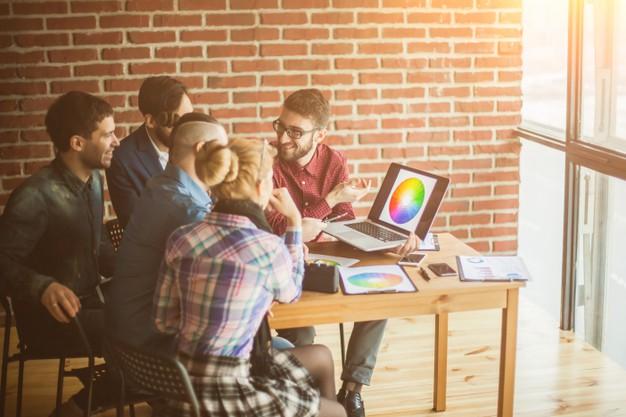 Design Thinking là gì? 5 bước giúp Design Thinking dễ dàng tiếp cận người dùng 4 design-thinking-la-gi