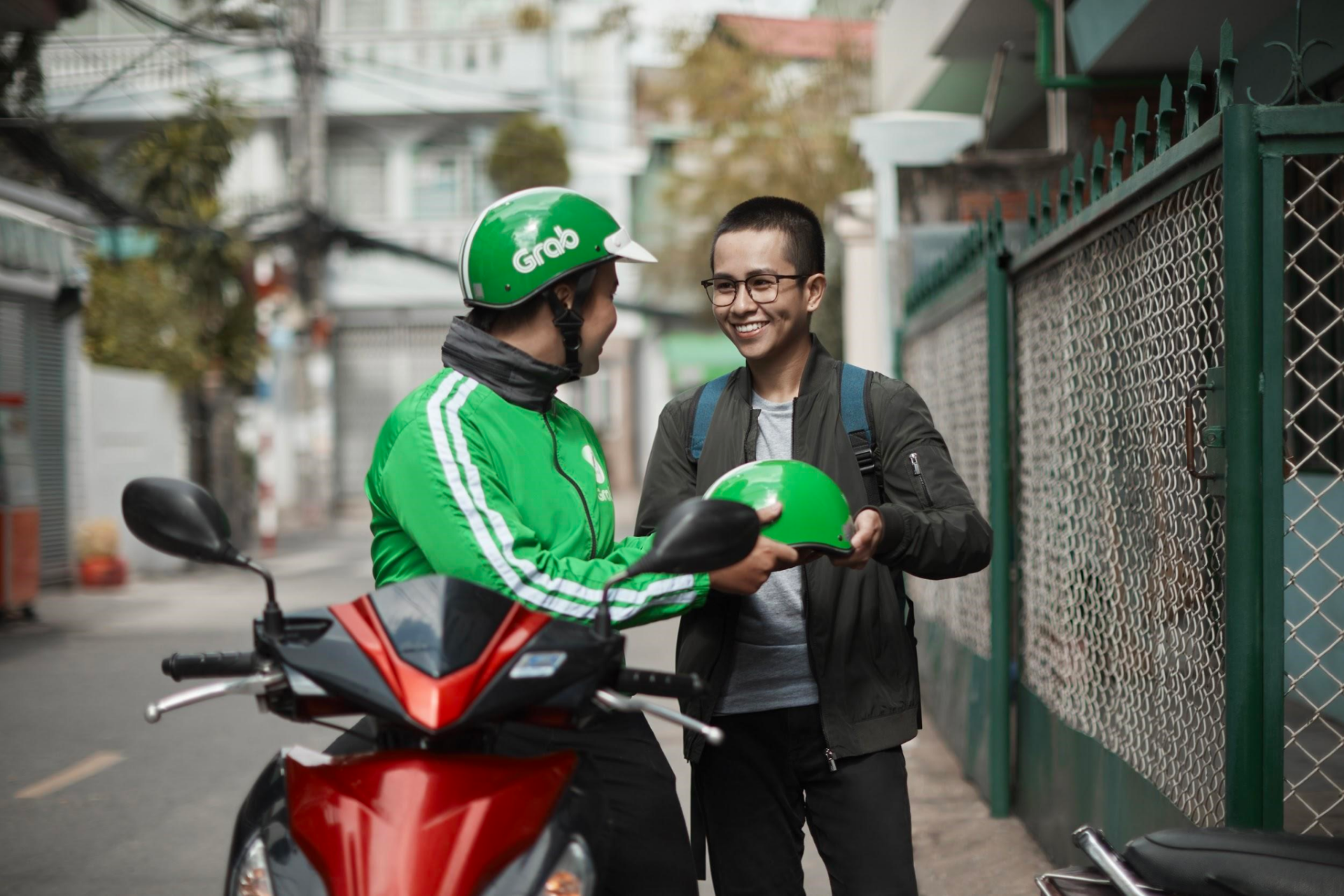 <strong>Grab là loại hình kinh doanh gì? Mô hình kinh doanh của Grab có điểm gì đột phá?</strong> 7 grab-la-loai-hinh-kinh-doanh-gi
