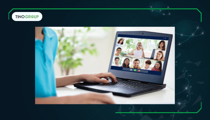 Viết lại hoặc gõ lại bài giảng từ video