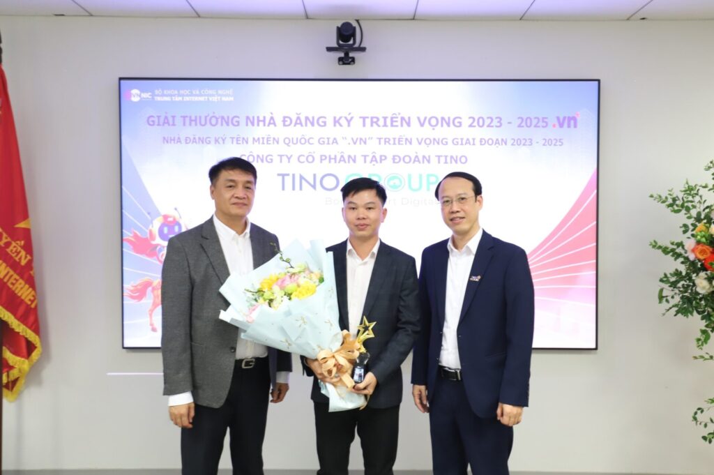 Tino Group Vinh Dự Nhận Giải Thưởng "Nhà Đăng Ký Triển Vọng 2023-2025" Tại Hội Nghị VNNIC 2026 1